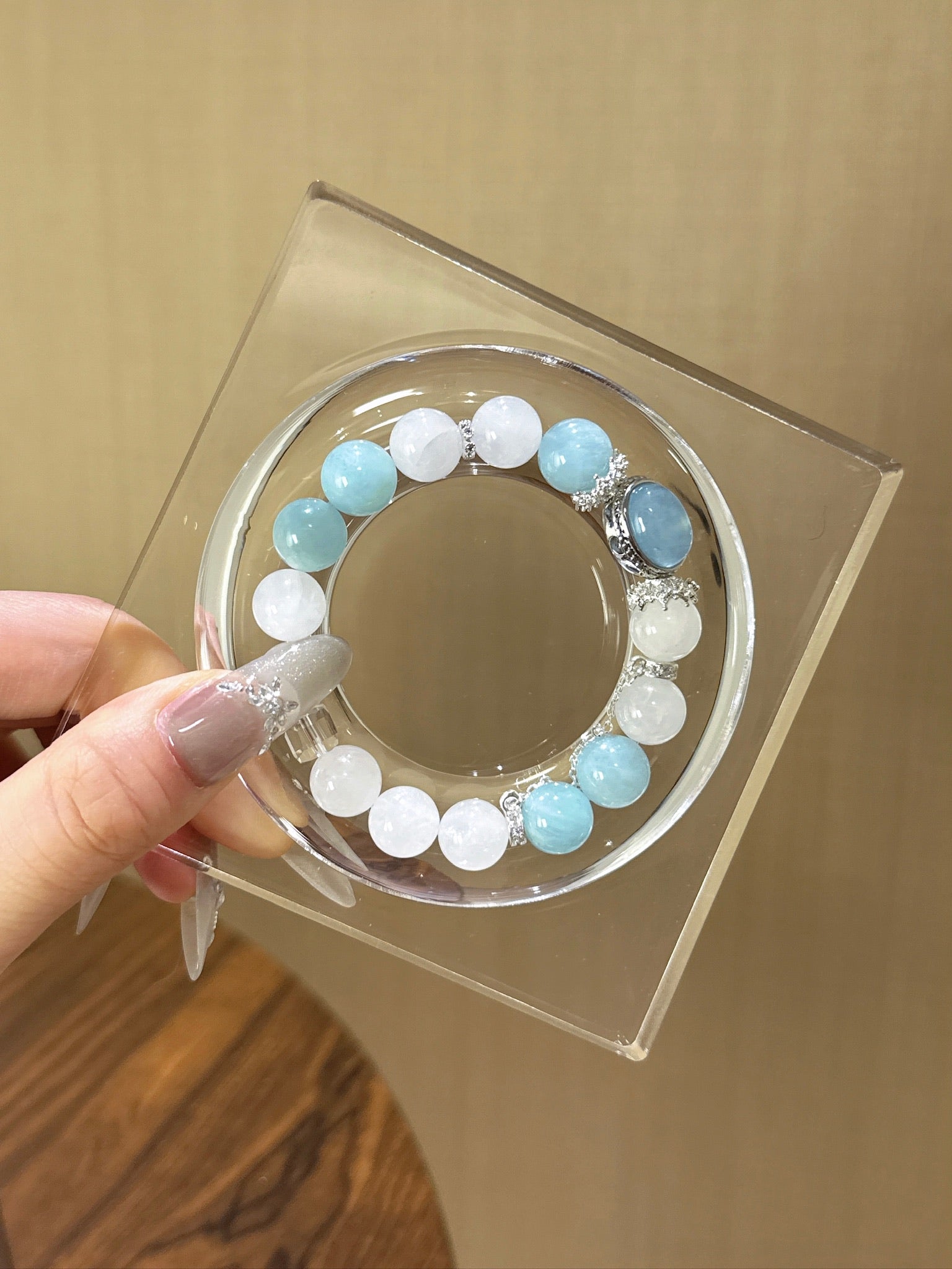 ▫️▪️ White Ghost Aquamarine Box Bracelet